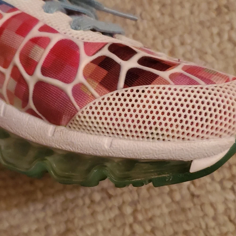 Women's One Mix Sneakers - Picture 9 of 14